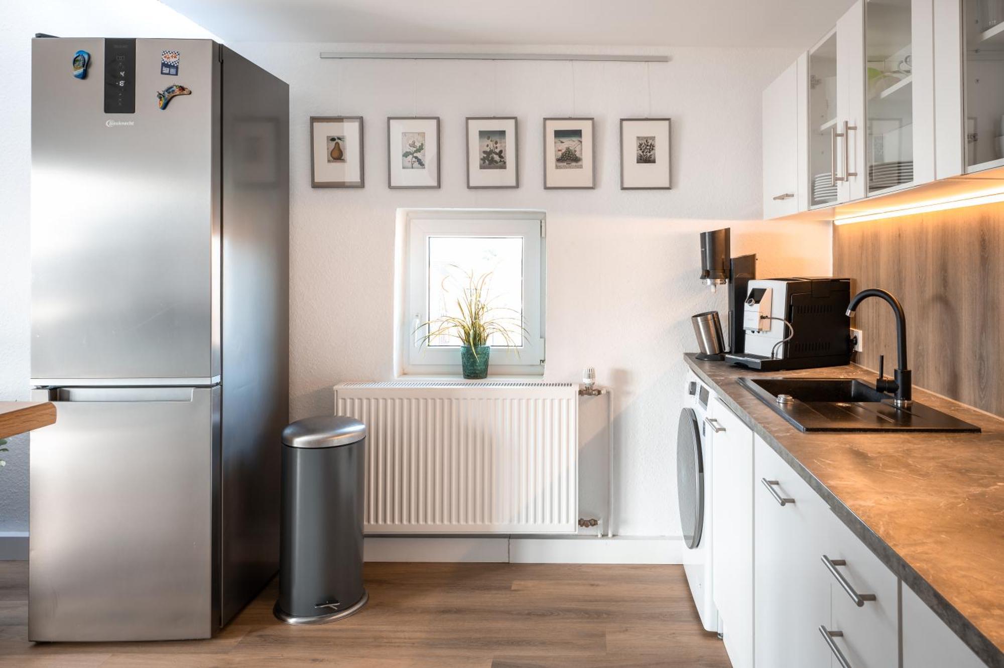 Eich-Penthouse, Zentral Am Stadtwald Mit Ausblick Ueber Die Stadt, 24H Self Check-In, Netflix, Disneyplus Hanóver Exterior foto